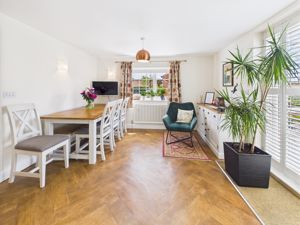 Dining Kitchen- click for photo gallery
